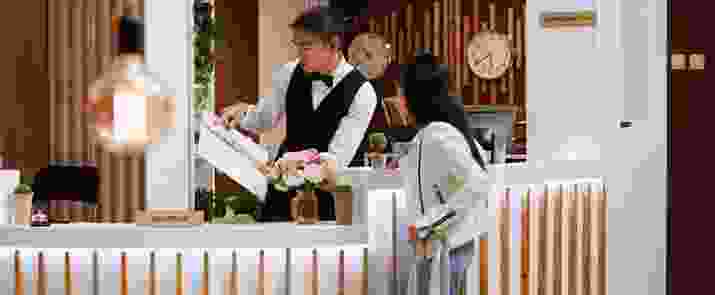 gallery item-4 rooms-details-gallery-img-05-alt