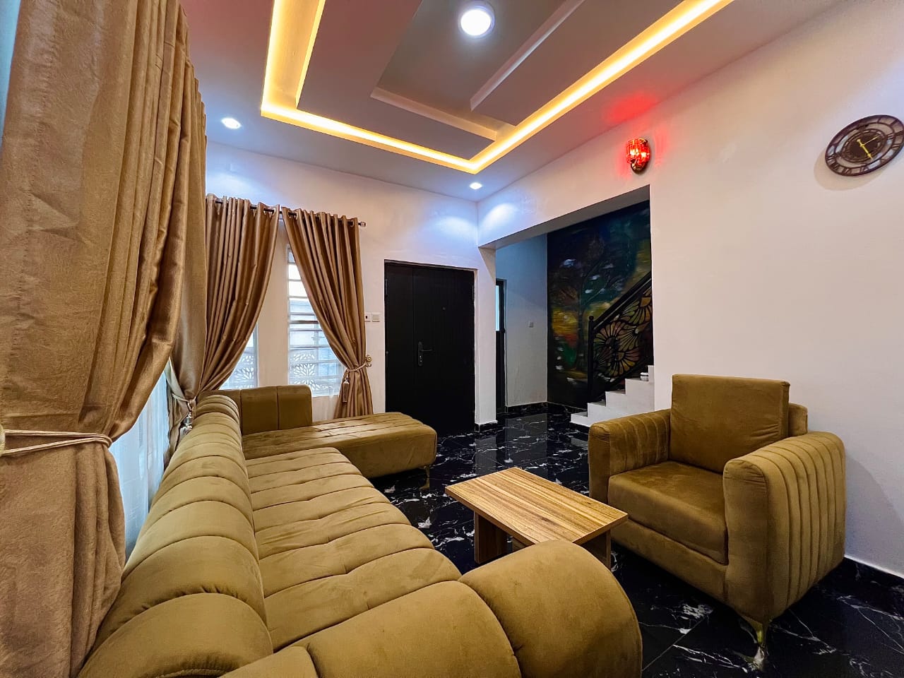 Apartment Five